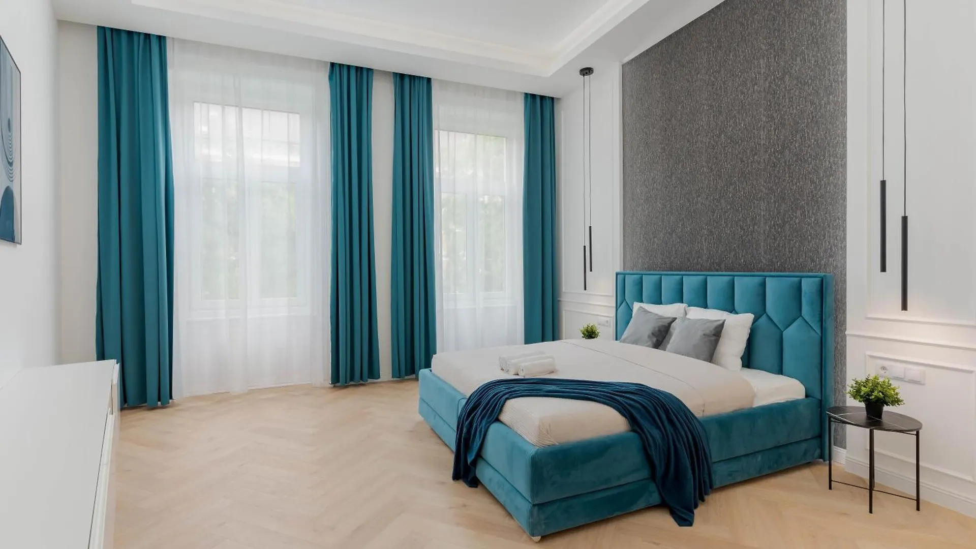 High-End Grand Elizabeth Residence Next To The New York Cafe Budapest Ungheria