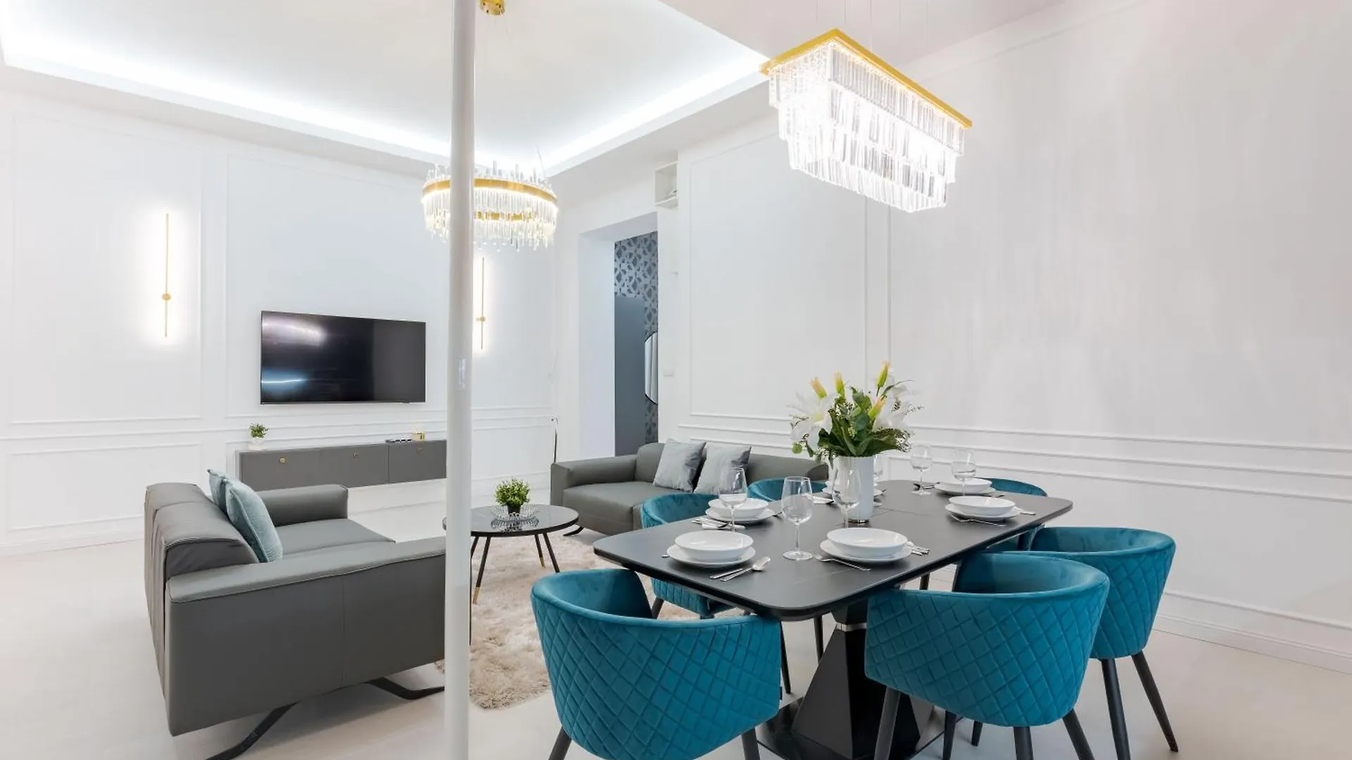 High-End Grand Elizabeth Residence Next To The New York Cafe Budapest 0*,  Ungheria